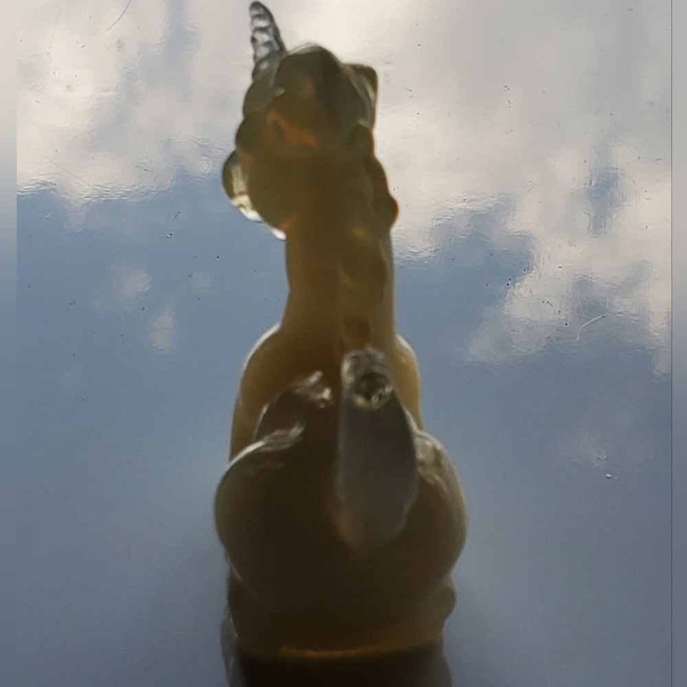 Vntg Boyd Light Yellow Slag Glass Little Lucky the Unicorn 🦄 - Picture 7 of 11